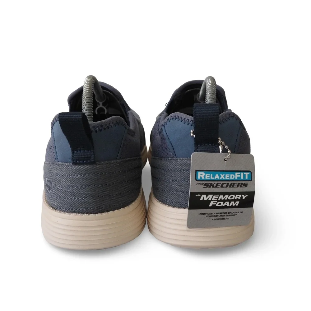 Skechers Delton Relaxed Fit Slip-on Loafers Mens 9 65751SA Navy Canvas Shoes